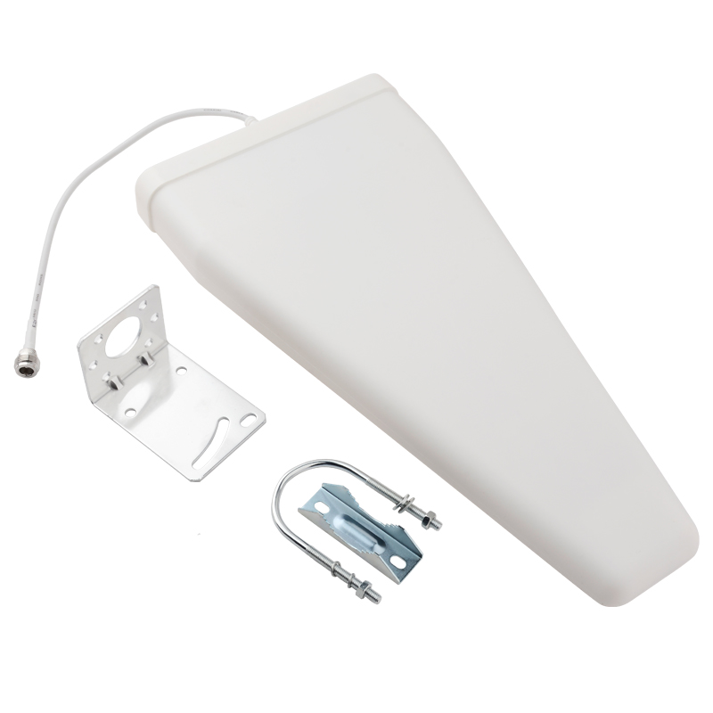  抱由镇对数周期天线定向接收发射700-3700MHz